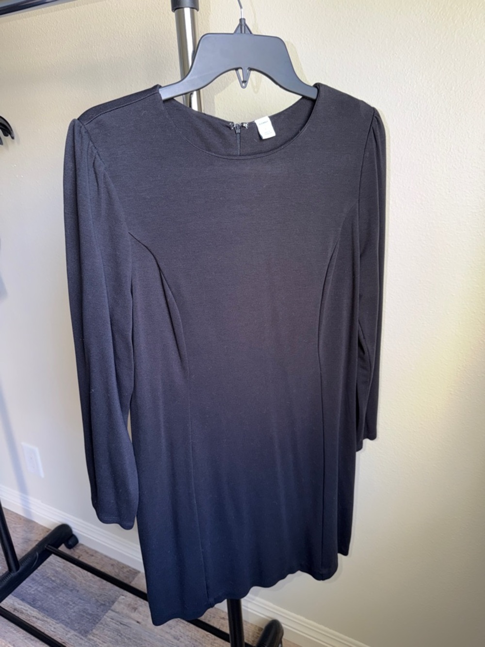 Old Navy Classic Black 3/4 -Sleeve Women's Dress